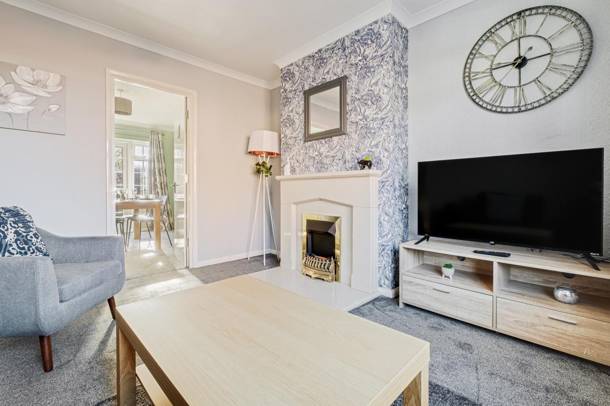 בדפורד Comfy And Freshly Redecorated Home By Our Home Short Stays Close To Town Centre With Free Parking מראה חיצוני תמונה